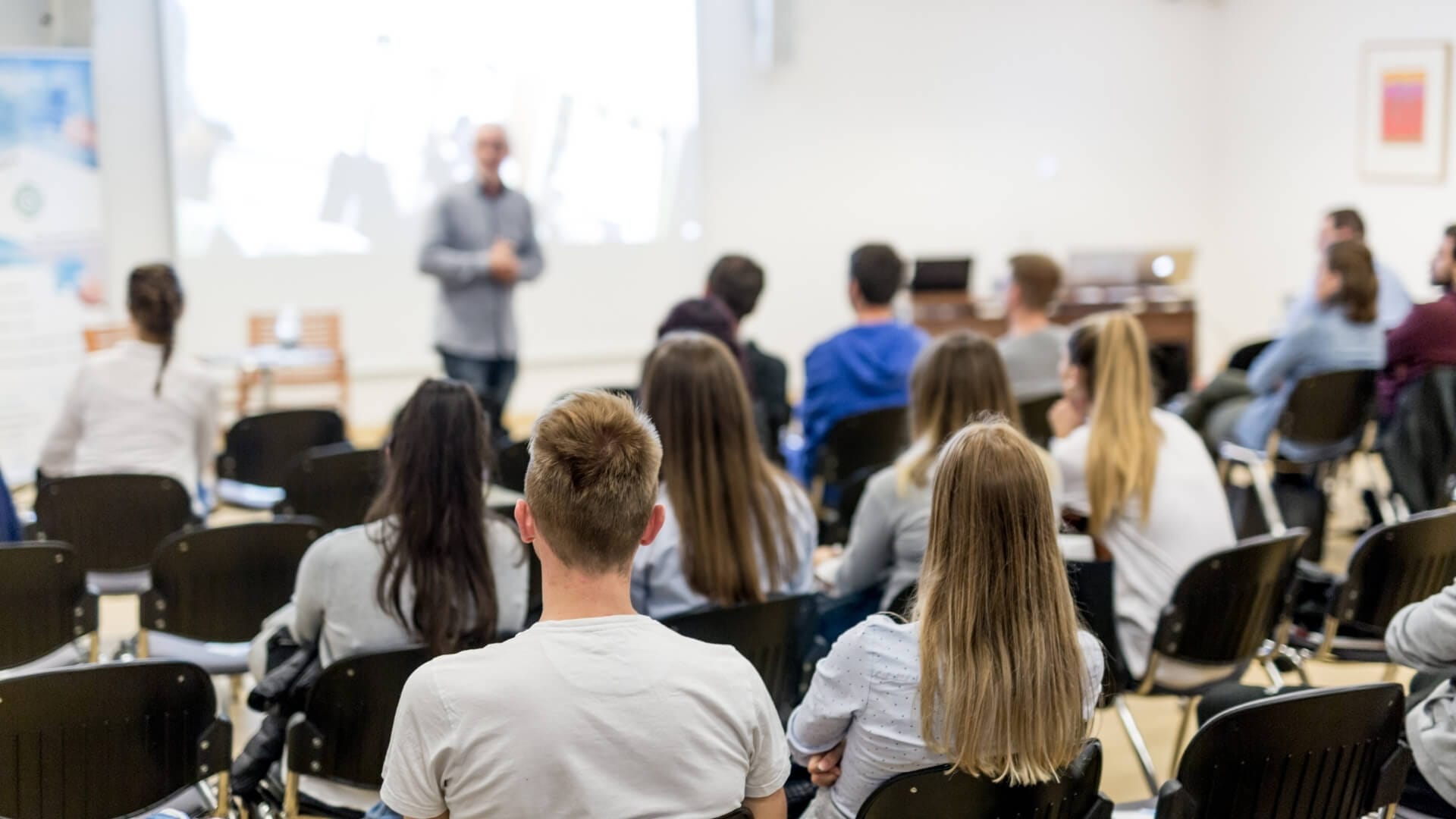 Dijital Pazarlama Uzmanı Olmak İçin Hangi Bölüm Okumalı?